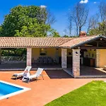 וילה House Edera In Istria For 6 People With Large Garden And Salt - Water Private Pool