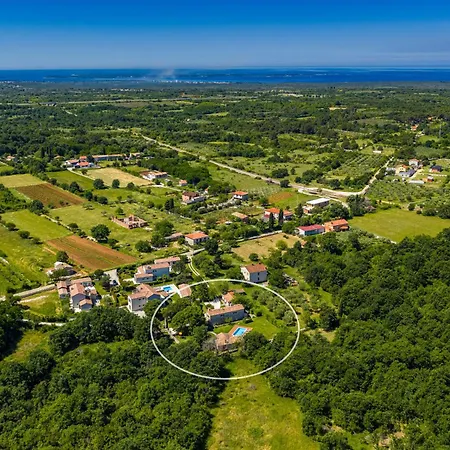 House Edera In Istria For 6 People With Large Garden And Salt - Water Private Pool * Juršići