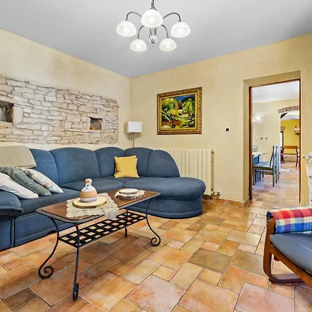 House Edera In Istria For 6 People With Large Garden And Salt - Water Private Pool ヴィラ *