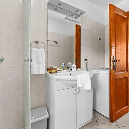 ヴィラ House Edera In Istria For 6 People With Large Garden And Salt - Water Private Pool